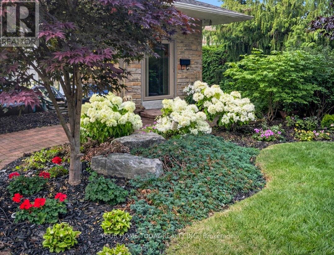 31 Chelvin Drive, Halton Hills, Ontario  L7G 4P8 - Photo 40 - W12996236