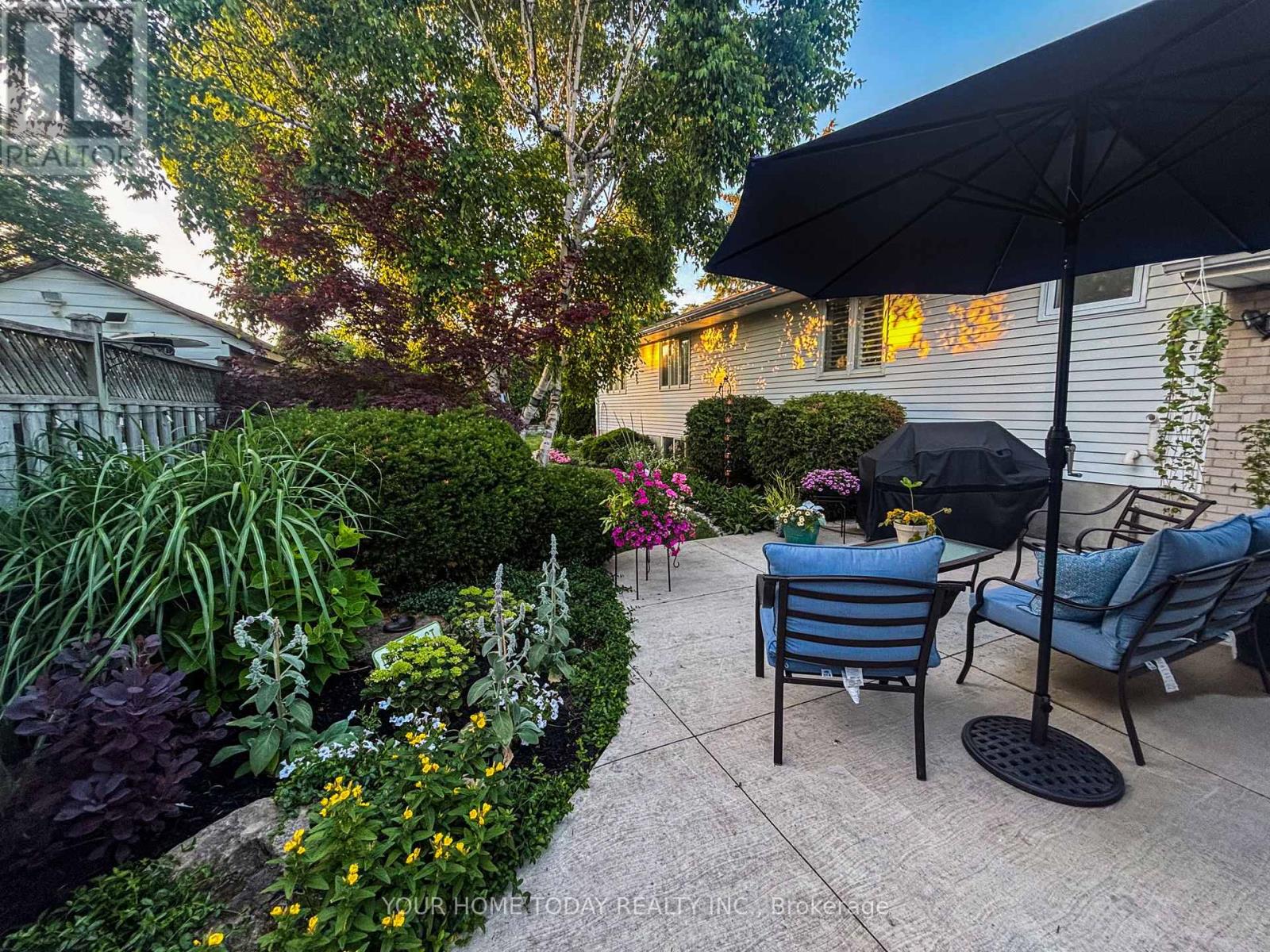 31 Chelvin Drive, Halton Hills, Ontario  L7G 4P8 - Photo 42 - W12996236