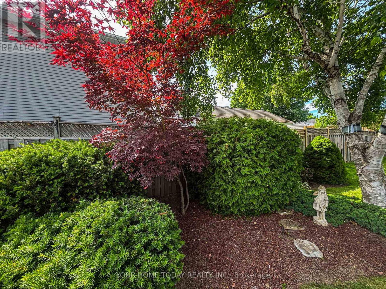 31 Chelvin Drive, Halton Hills, Ontario  L7G 4P8 - Photo 43 - W12996236