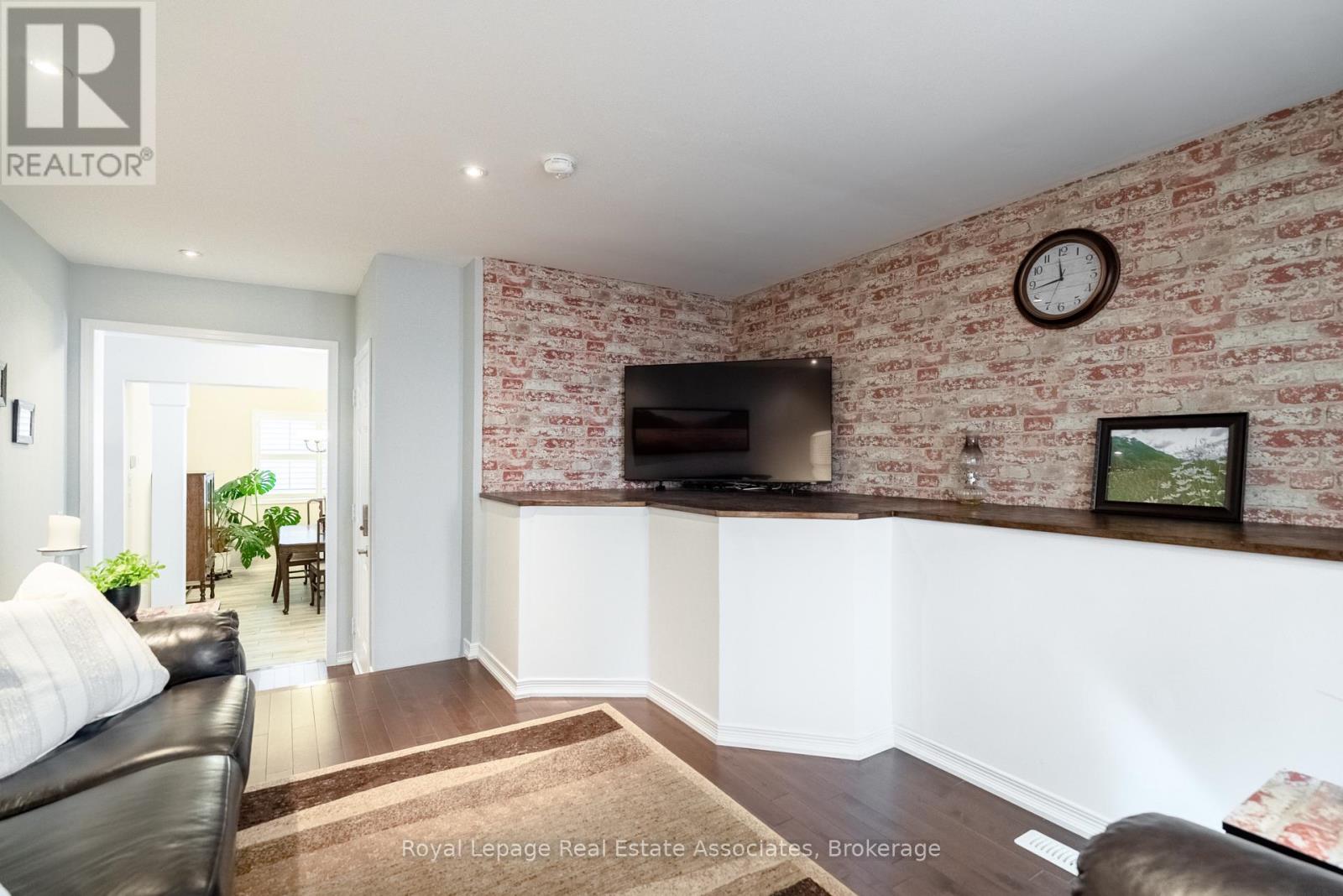 4680 Mcleod Road, Burlington, Ontario  L7M 0K6 - Photo 16 - W12996252