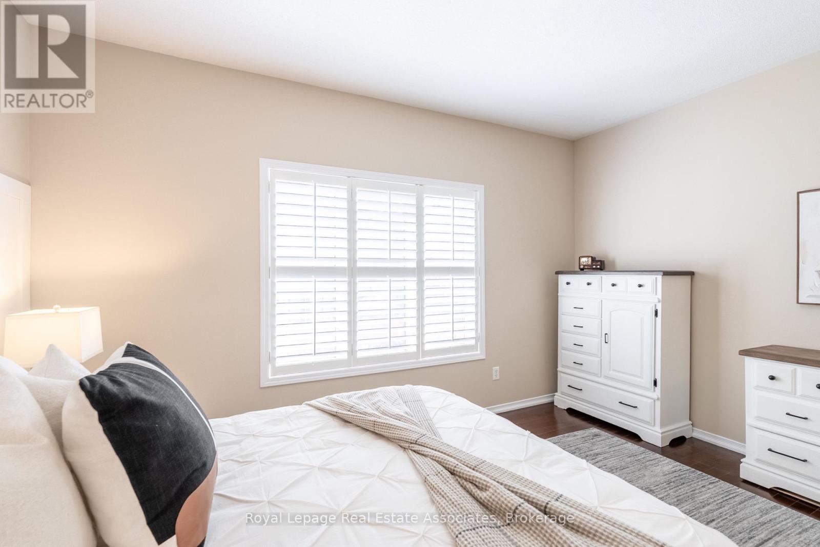 4680 Mcleod Road, Burlington, Ontario  L7M 0K6 - Photo 20 - W12996252