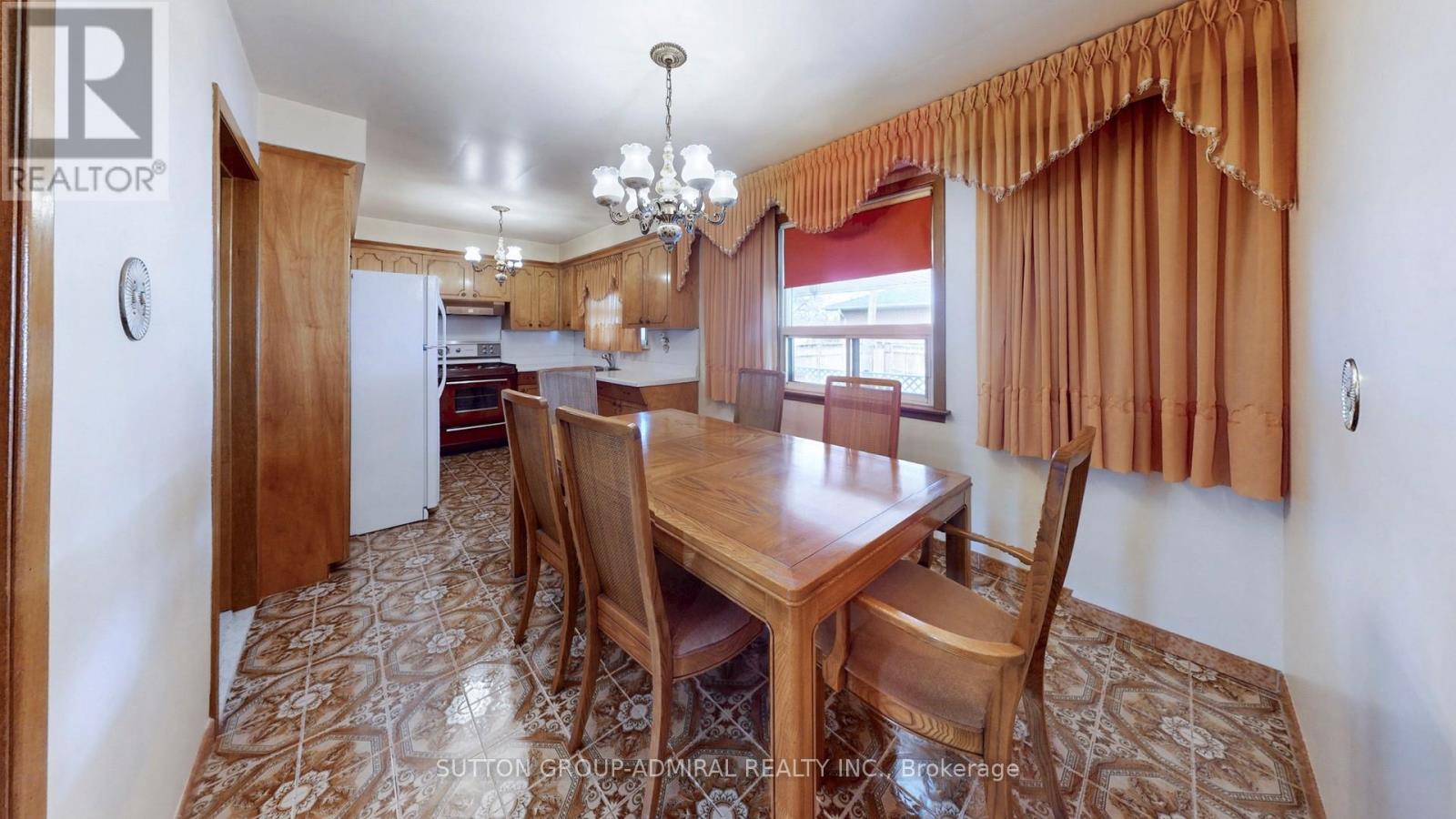 119 Brampton Road, Toronto, Ontario  M9R 3K3 - Photo 12 - W12996266