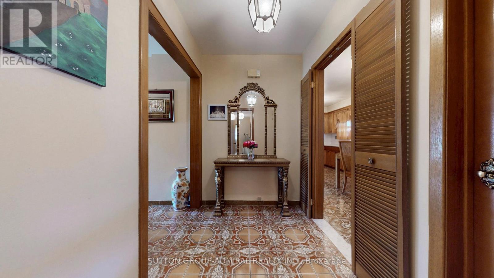 119 Brampton Road, Toronto, Ontario  M9R 3K3 - Photo 13 - W12996266