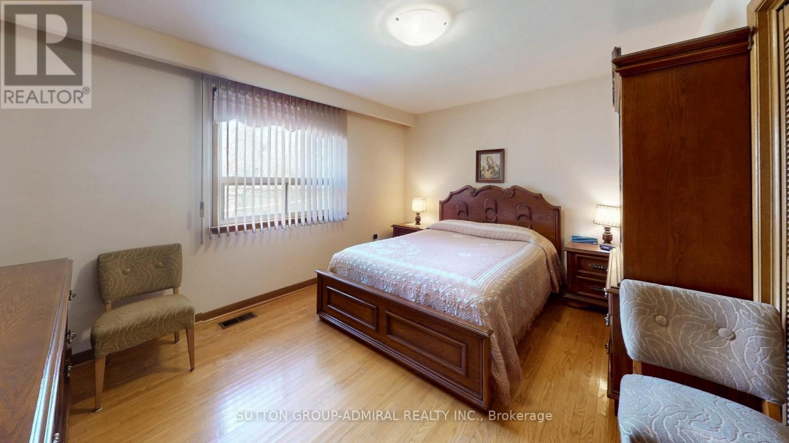 119 Brampton Road, Toronto, Ontario  M9R 3K3 - Photo 14 - W12996266