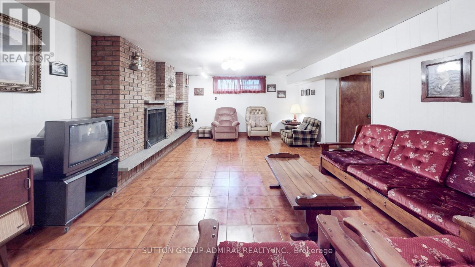 119 Brampton Road, Toronto, Ontario  M9R 3K3 - Photo 20 - W12996266