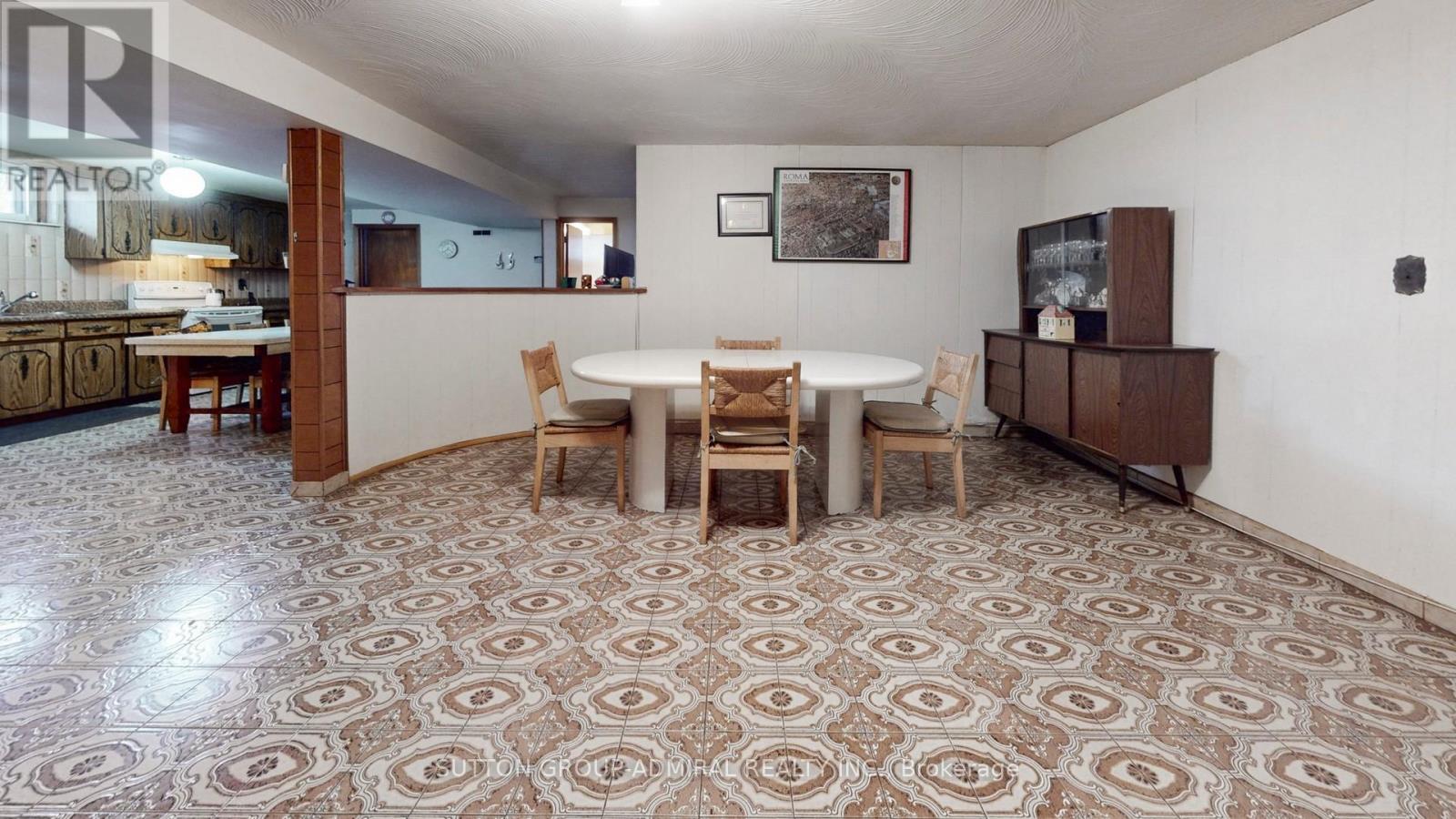 119 Brampton Road, Toronto, Ontario  M9R 3K3 - Photo 23 - W12996266