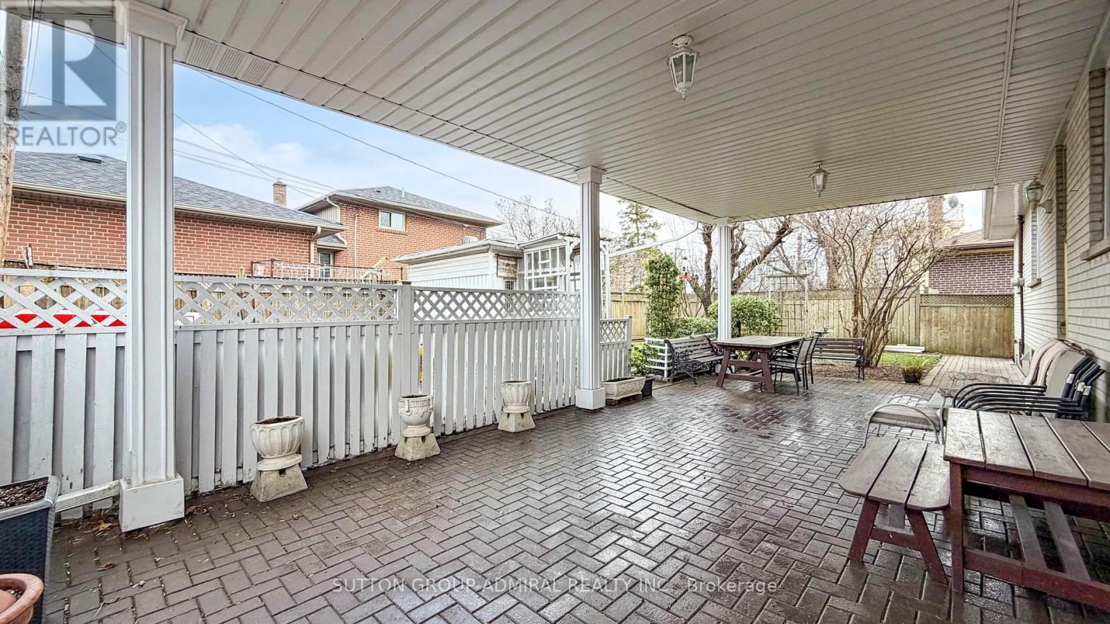 119 Brampton Road, Toronto, Ontario  M9R 3K3 - Photo 29 - W12996266