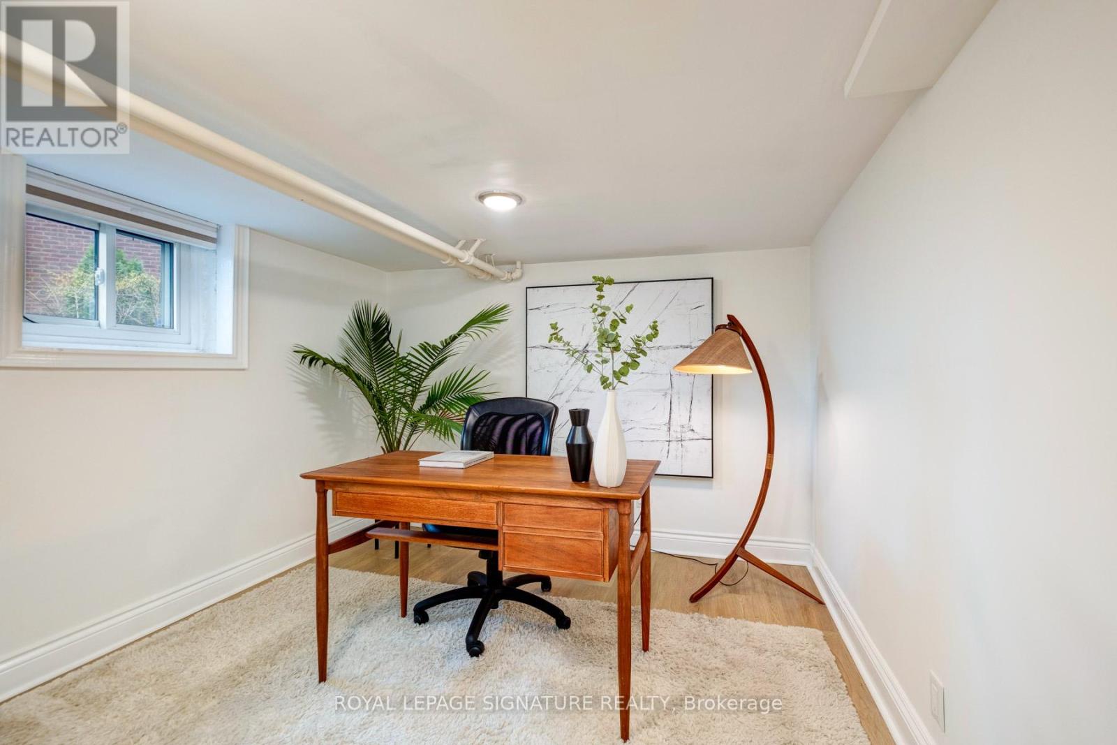 562 Indian Road, Toronto, Ontario  M6P 2C2 - Photo 22 - W12996288