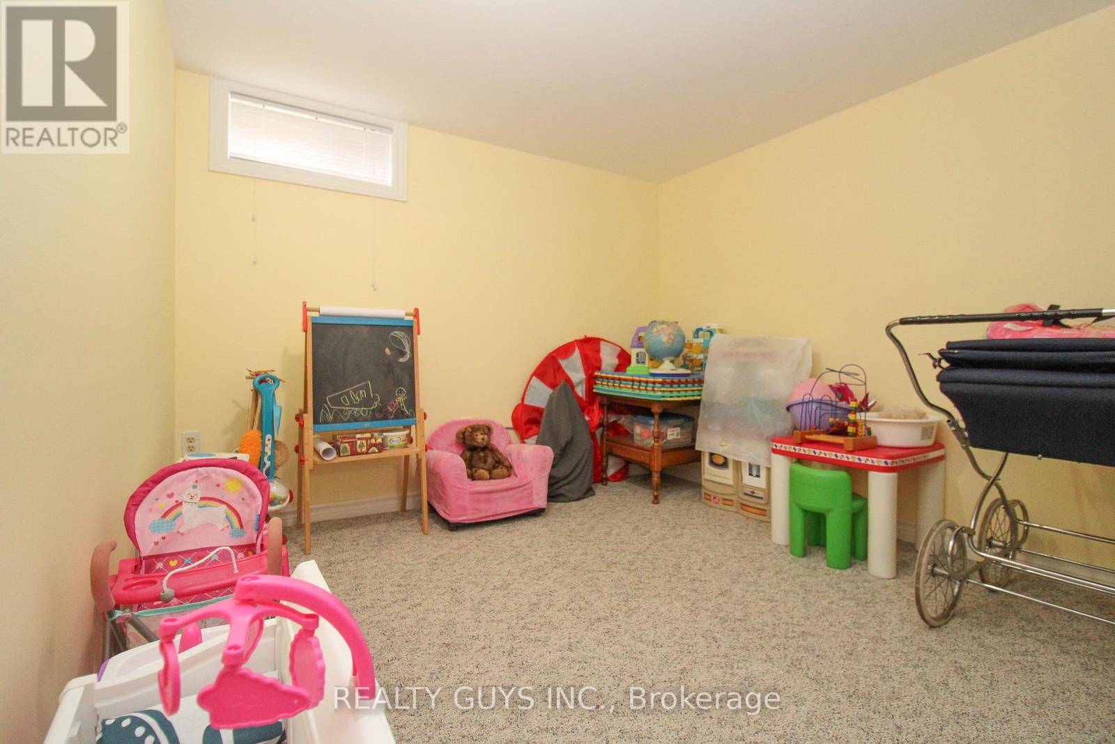 734 Crawford Place, Peterborough (Otonabee Ward 1), Ontario  K9J 3X3 - Photo 43 - X12996340