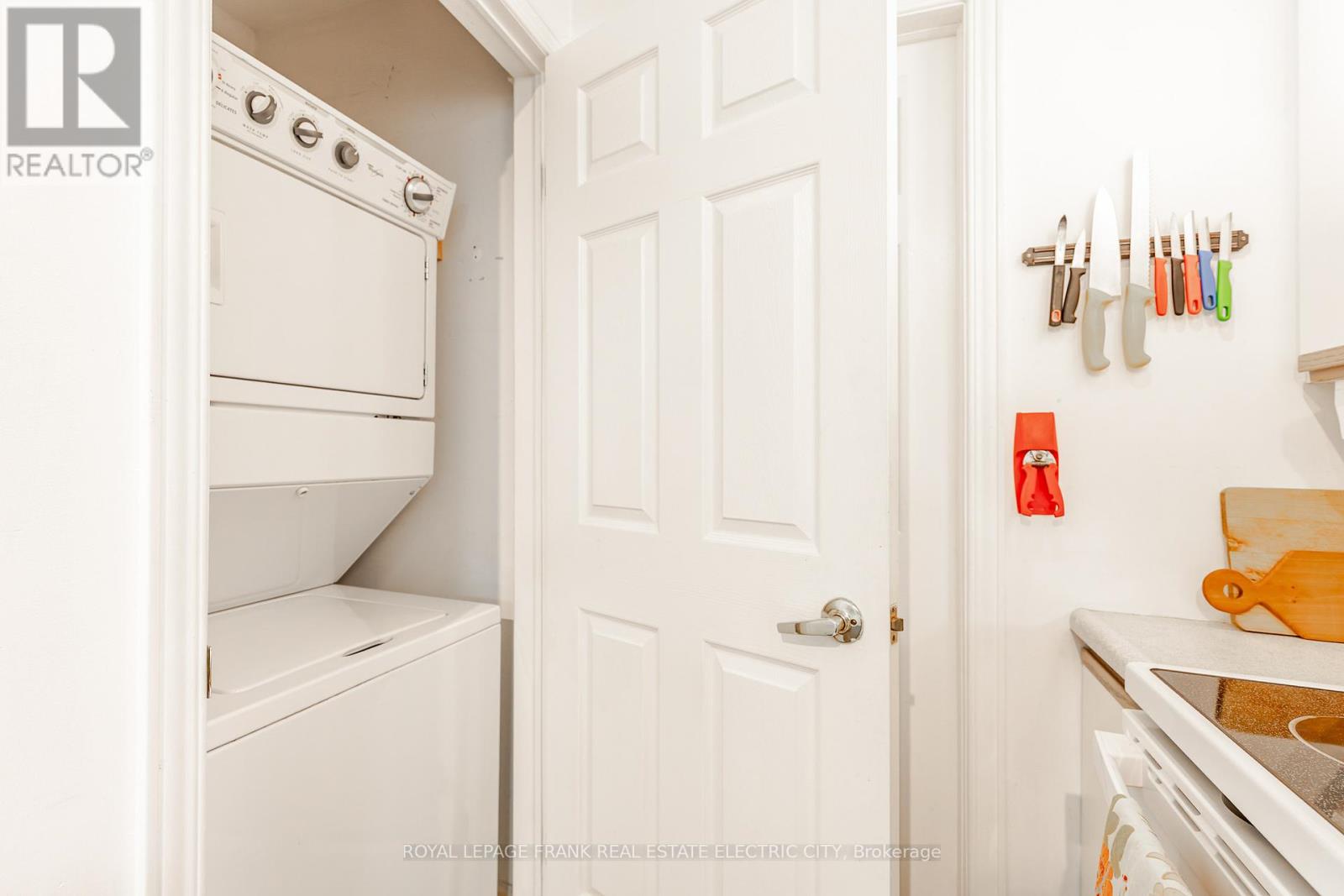 6 - 685 Whitaker Street, Peterborough, Ontario  K9H 7K3 - Photo 15 - X12996368