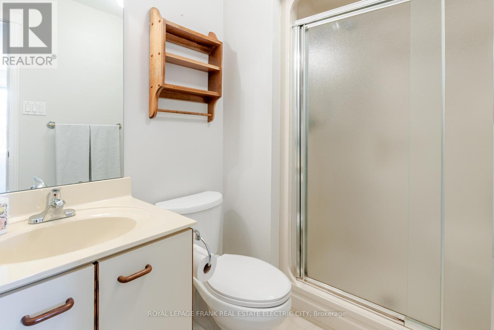 6 - 685 Whitaker Street, Peterborough, Ontario  K9H 7K3 - Photo 22 - X12996368