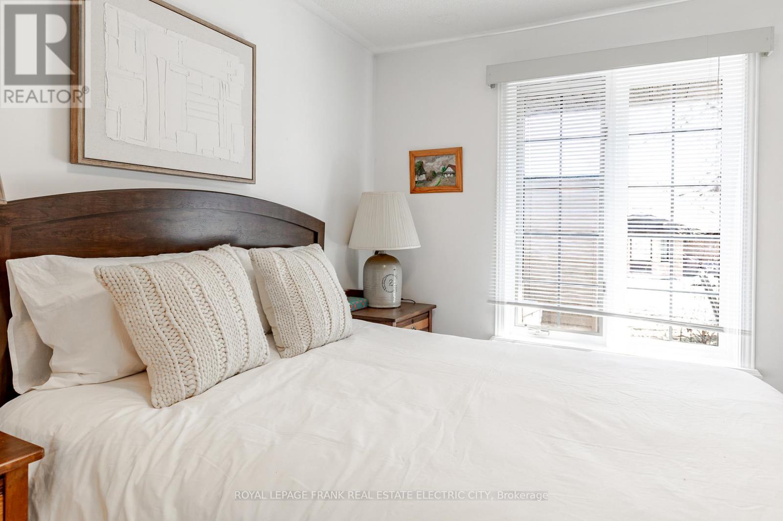 6 - 685 Whitaker Street, Peterborough, Ontario  K9H 7K3 - Photo 26 - X12996368