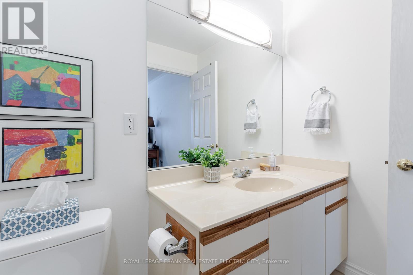 6 - 685 Whitaker Street, Peterborough, Ontario  K9H 7K3 - Photo 28 - X12996368