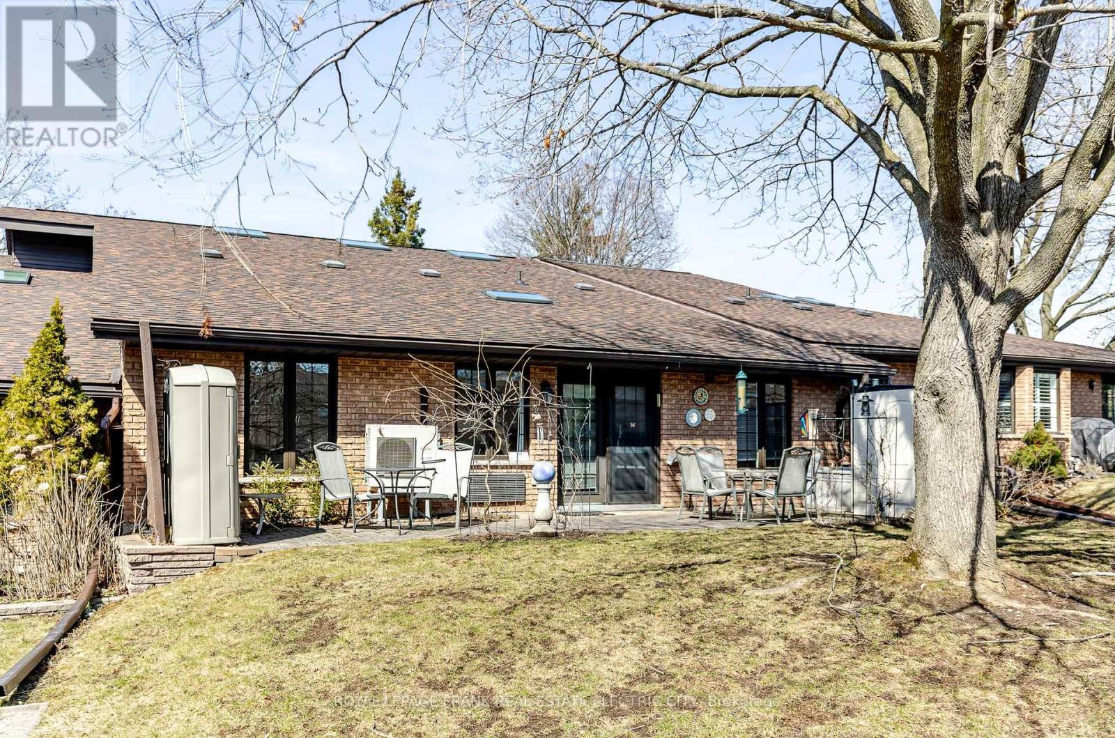 6 - 685 Whitaker Street, Peterborough, Ontario  K9H 7K3 - Photo 37 - X12996368