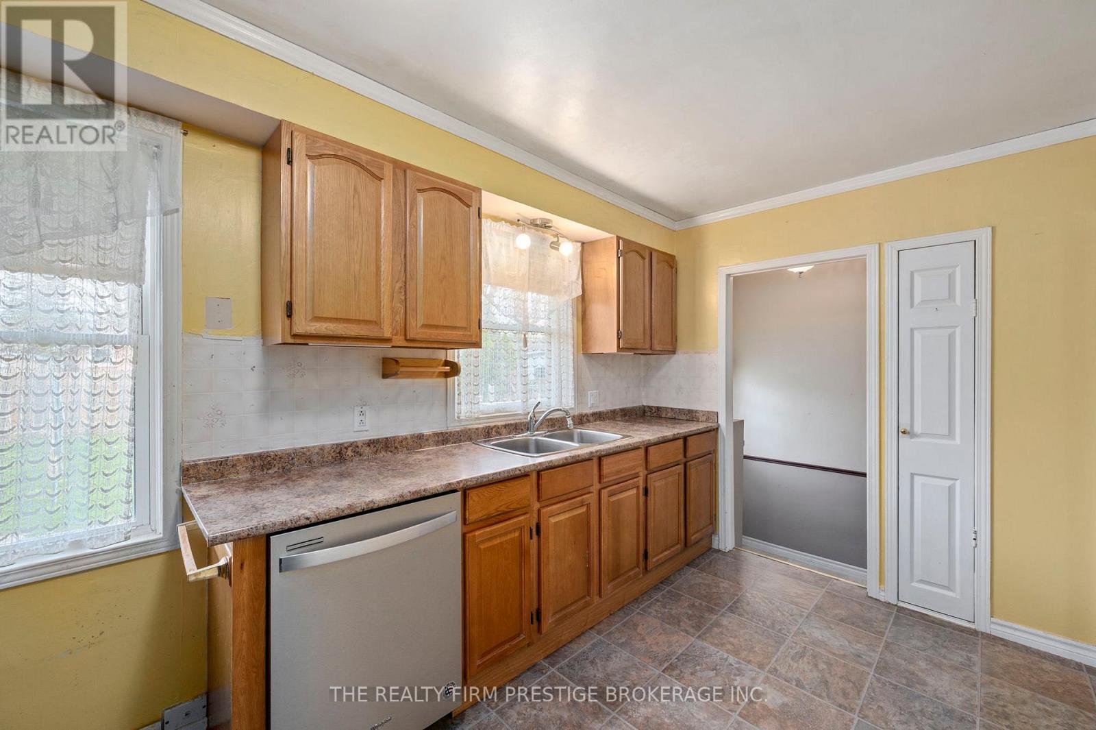 234 Goddard Boulevard, London East, Ontario  N5W 5A1 - Photo 15 - X12996452