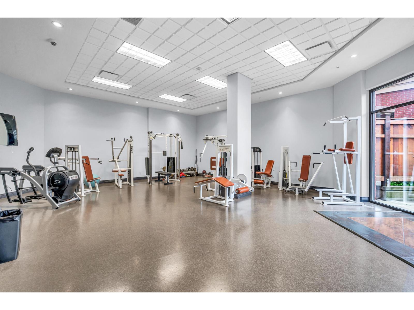 111 2970 King George Boulevard, Surrey, British Columbia  V4P 0E6 - Photo 22 - R3111057