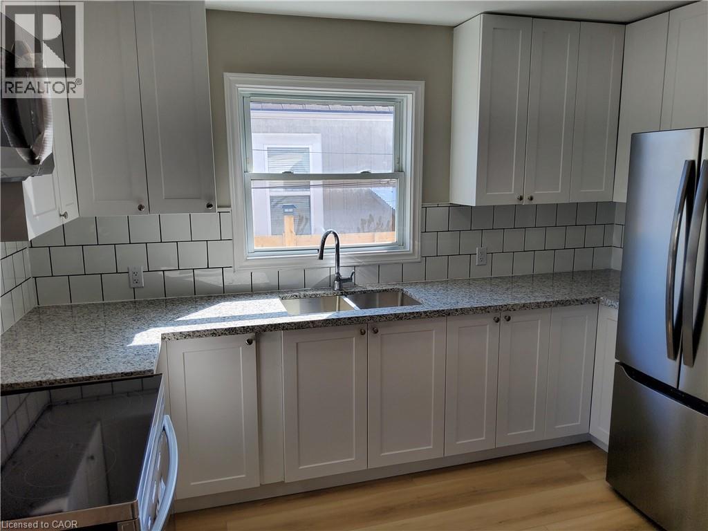 545 Quebec Street, Hamilton, Ontario  L8H 6V3 - Photo 5 - 40818682