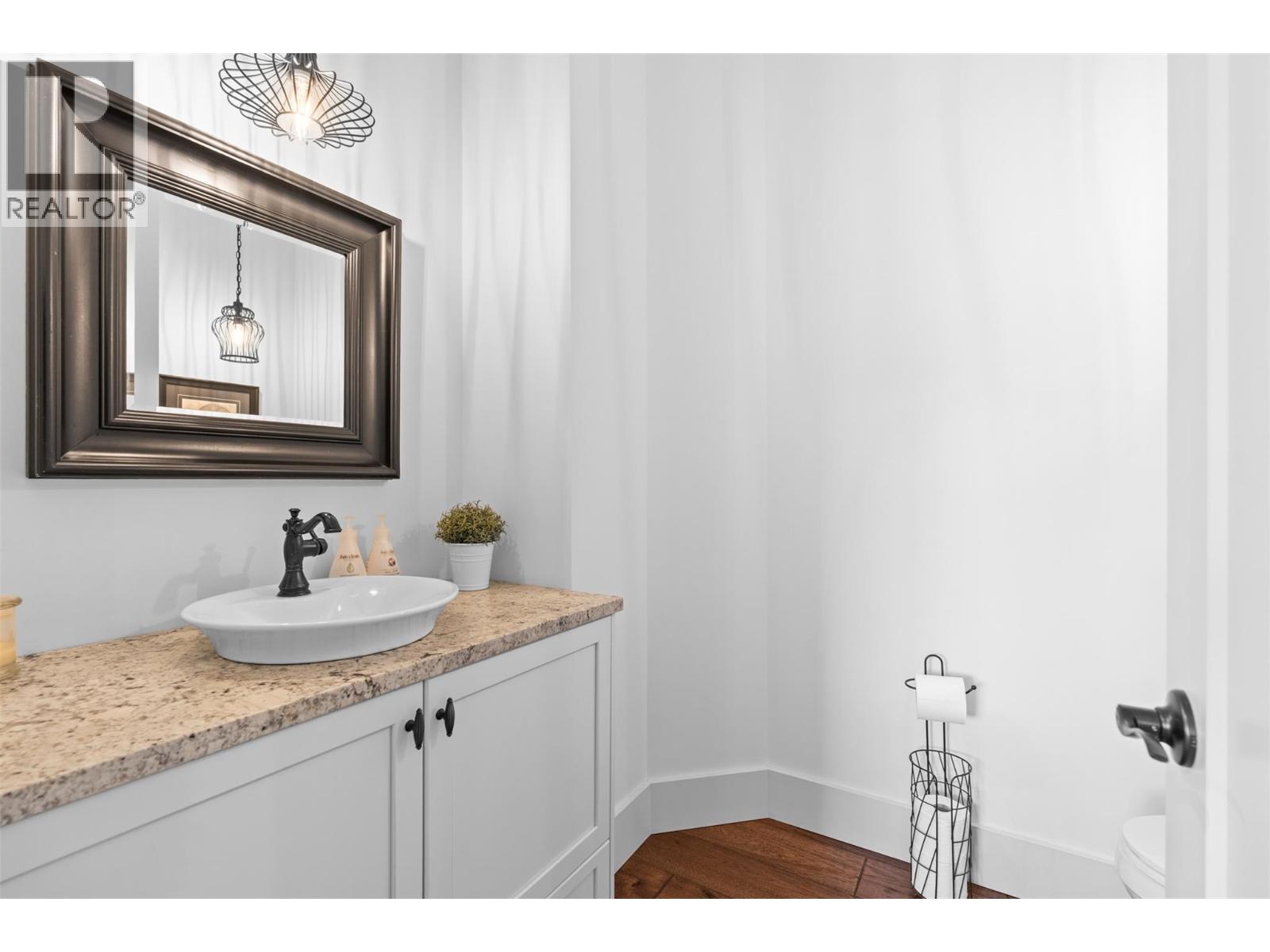 1548 Phoenix Drive, Vernon, British Columbia  V1B 4B3 - Photo 45 - 10383009