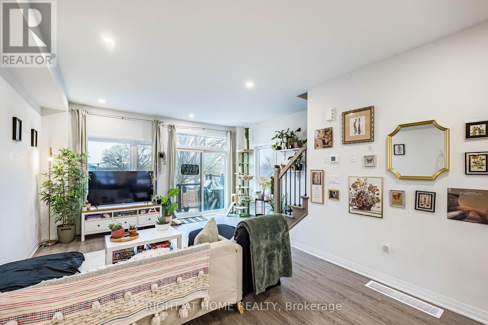 96 - 51 Sparrow Avenue, Cambridge, Ontario  N1T 0E5 - Photo 15 - X12995978