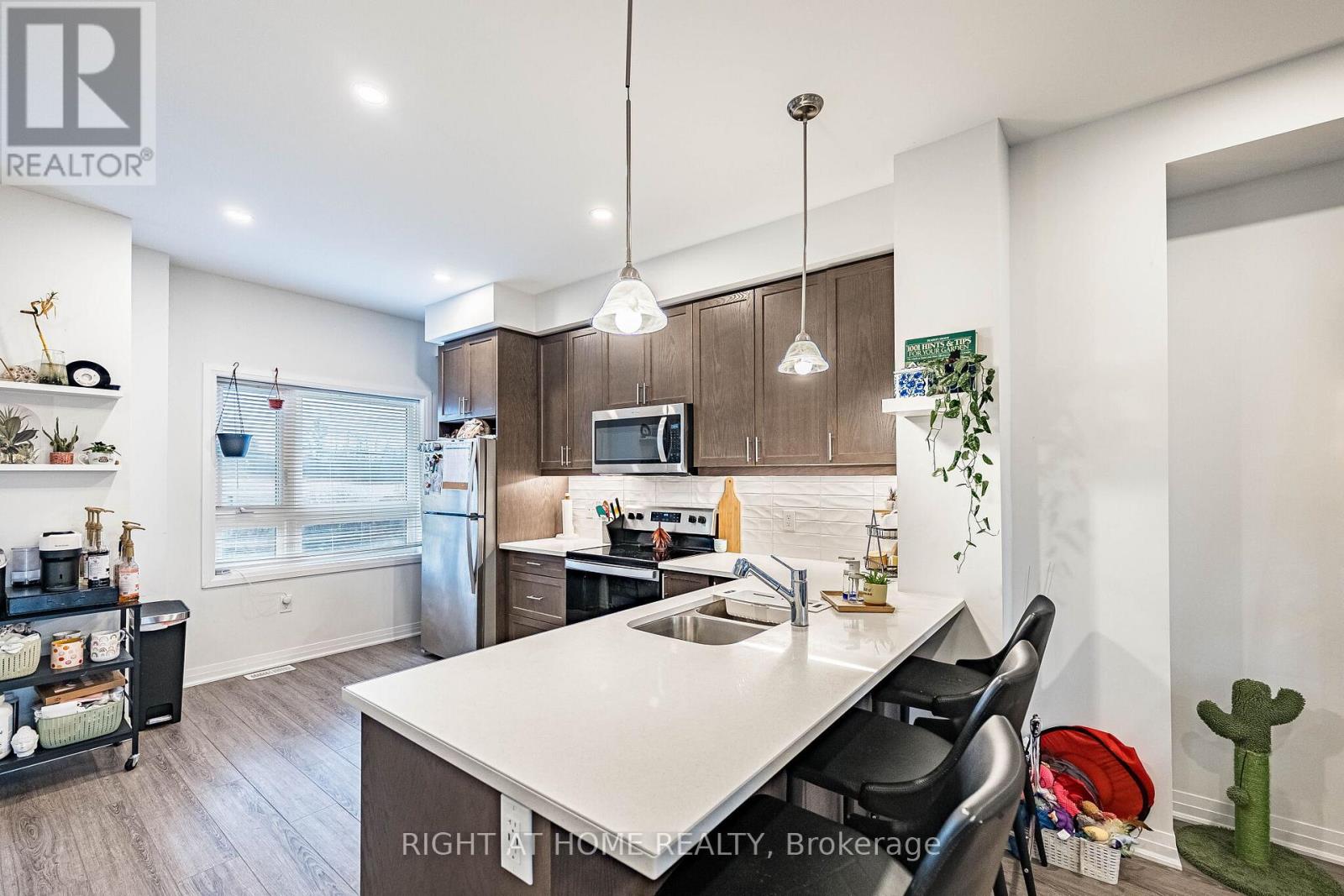 96 - 51 Sparrow Avenue, Cambridge, Ontario  N1T 0E5 - Photo 22 - X12995978