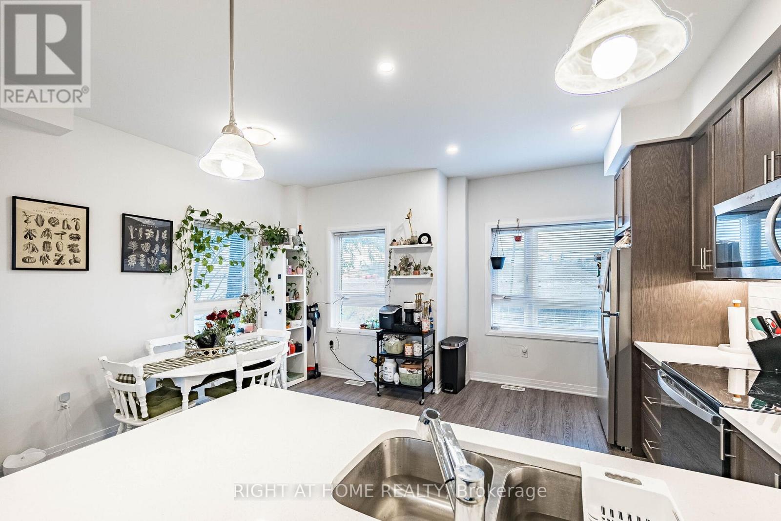 96 - 51 Sparrow Avenue, Cambridge, Ontario  N1T 0E5 - Photo 23 - X12995978