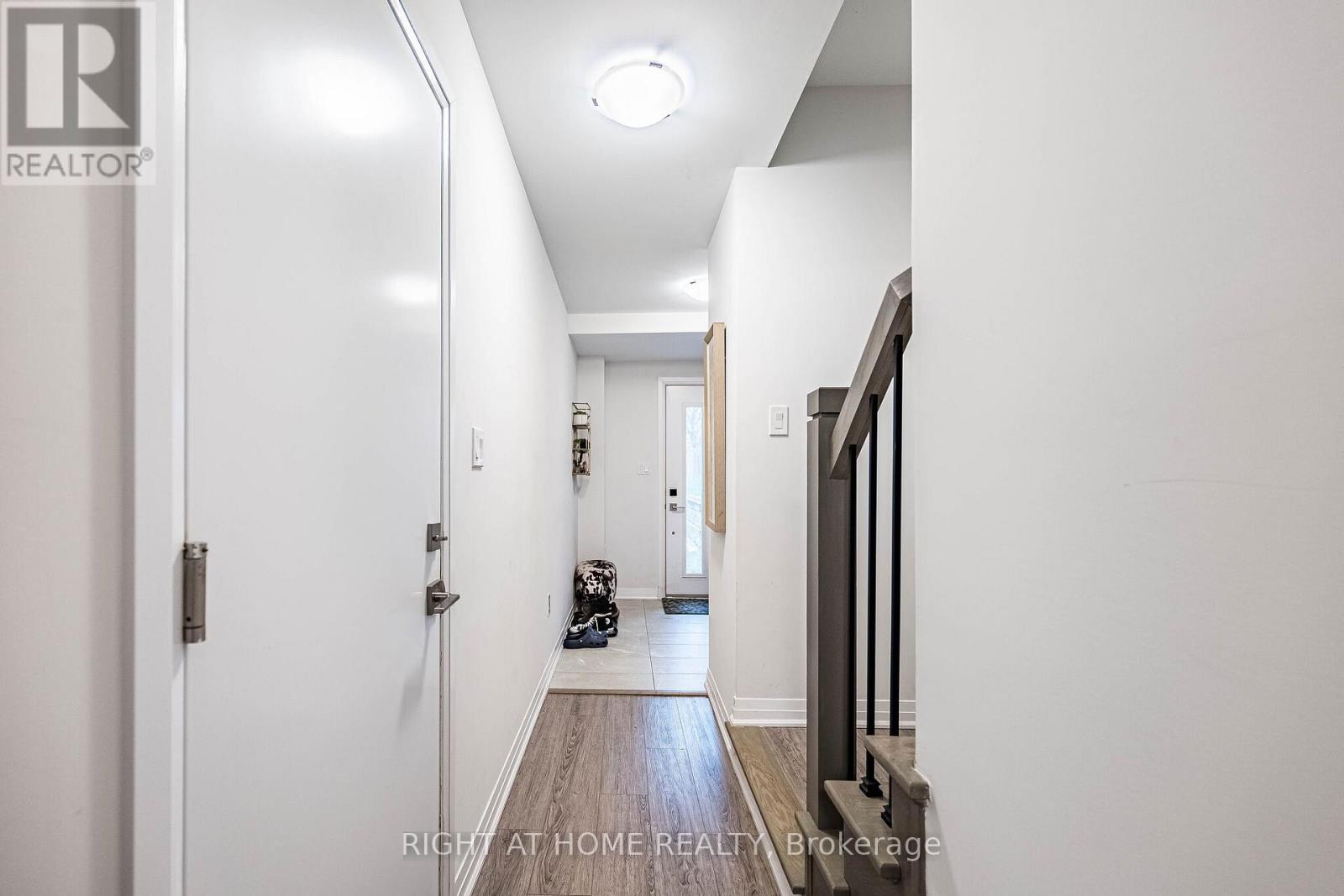 96 - 51 Sparrow Avenue, Cambridge, Ontario  N1T 0E5 - Photo 3 - X12995978