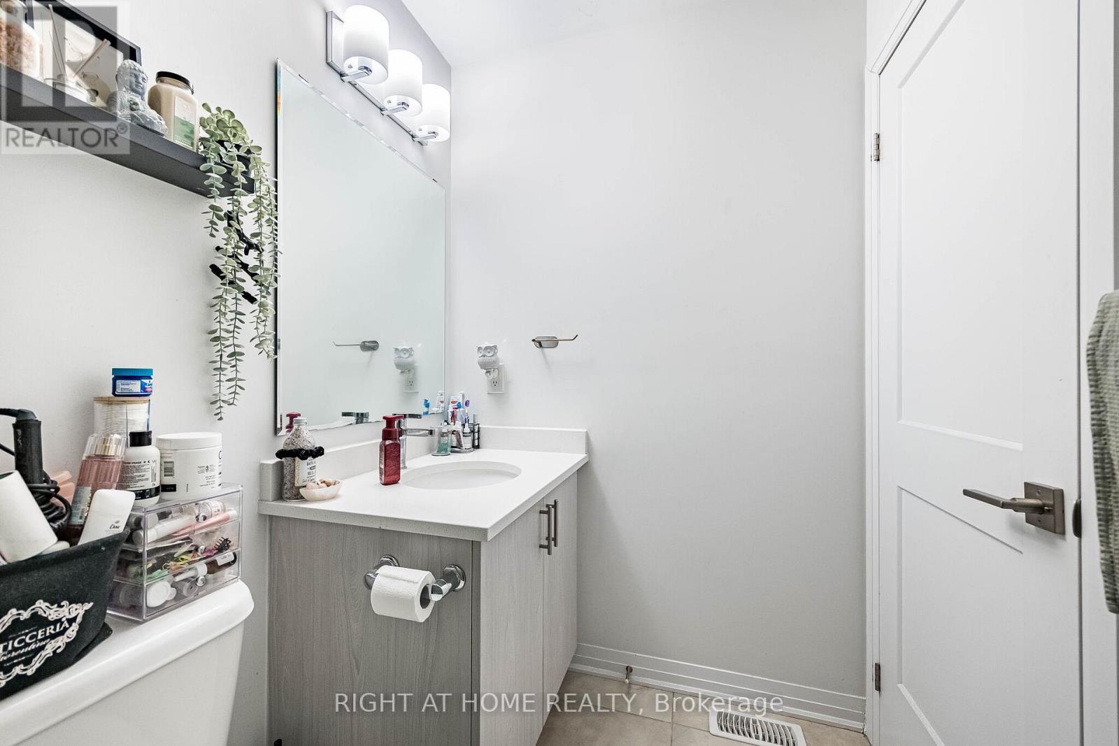 96 - 51 Sparrow Avenue, Cambridge, Ontario  N1T 0E5 - Photo 38 - X12995978