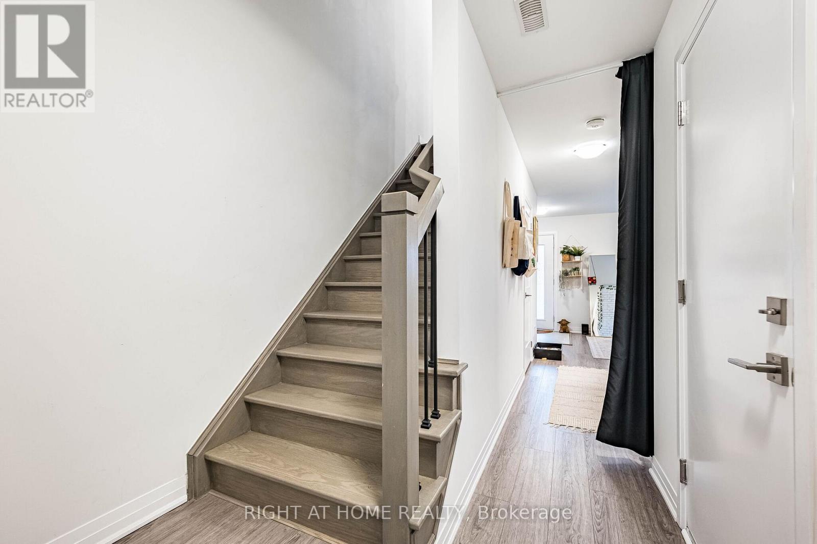 96 - 51 Sparrow Avenue, Cambridge, Ontario  N1T 0E5 - Photo 47 - X12995978