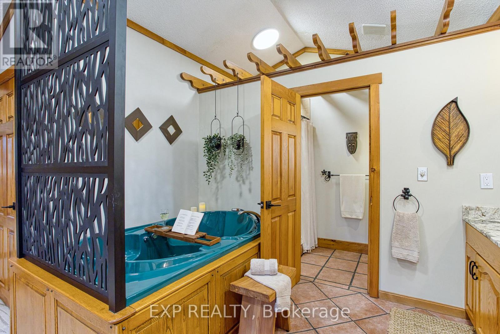 1970 Hollow Road, Thorold, Ontario  L2V 5H1 - Photo 28 - X12996058