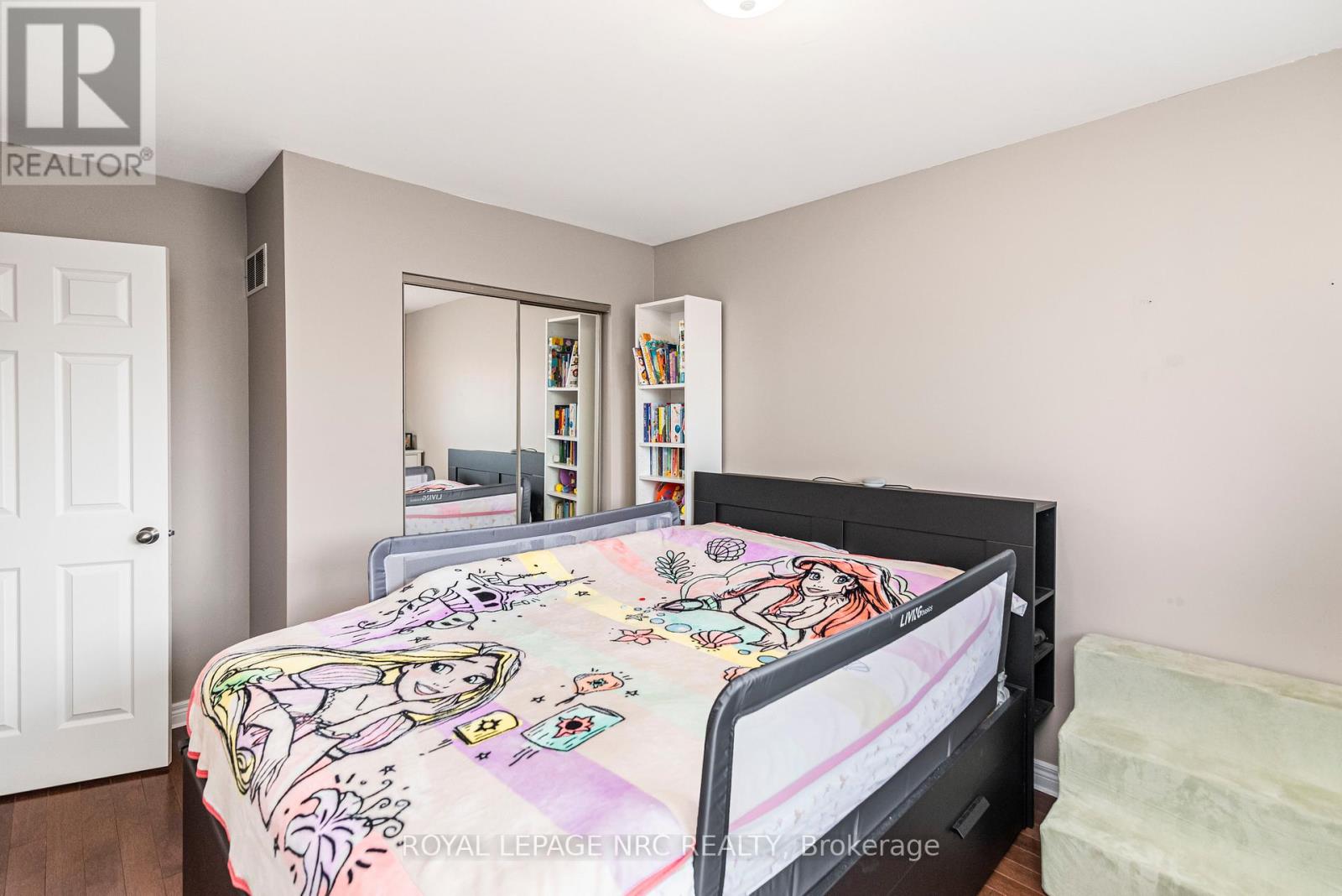 12 - 311 8 Highway, Hamilton, Ontario  L8G 5G5 - Photo 33 - X12996072