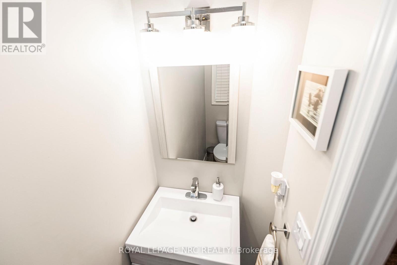 12 - 311 8 Highway, Hamilton, Ontario  L8G 5G5 - Photo 8 - X12996072