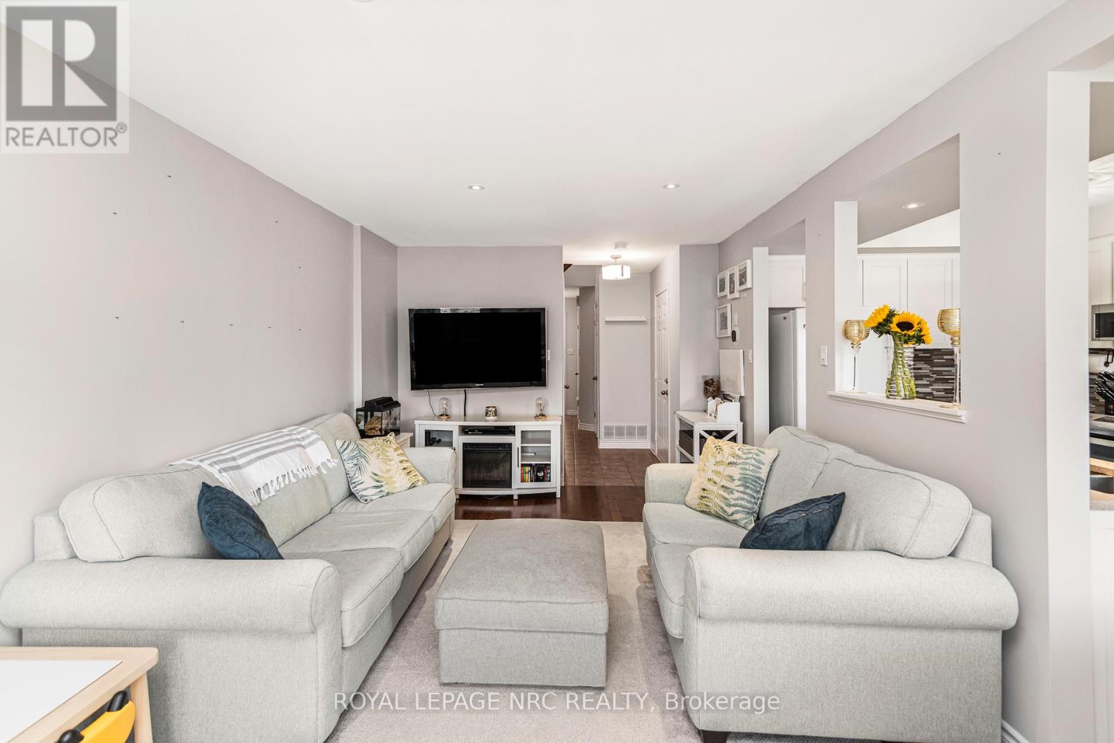 12 - 311 8 Highway, Hamilton, Ontario  L8G 5G5 - Photo 9 - X12996072