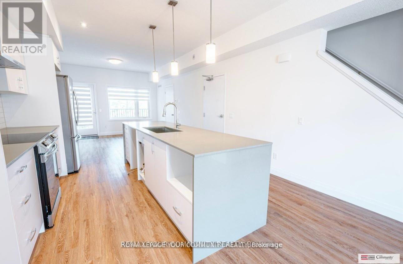 37 Lily Lane, Guelph, Ontario  N1L 1E1 - Photo 4 - X12996240