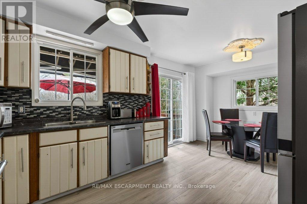 111 Mill Street, West Lincoln, Ontario  L0R 2A0 - Photo 12 - X12996248