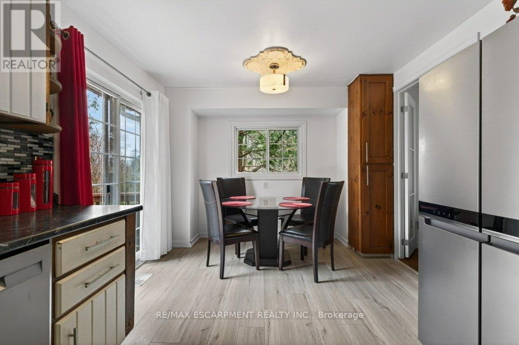 111 Mill Street, West Lincoln, Ontario  L0R 2A0 - Photo 17 - X12996248