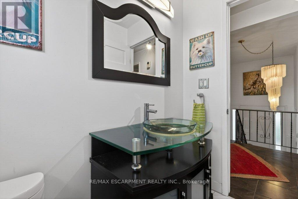 111 Mill Street, West Lincoln, Ontario  L0R 2A0 - Photo 19 - X12996248