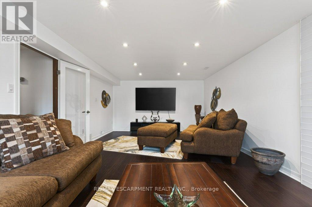 111 Mill Street, West Lincoln, Ontario  L0R 2A0 - Photo 25 - X12996248