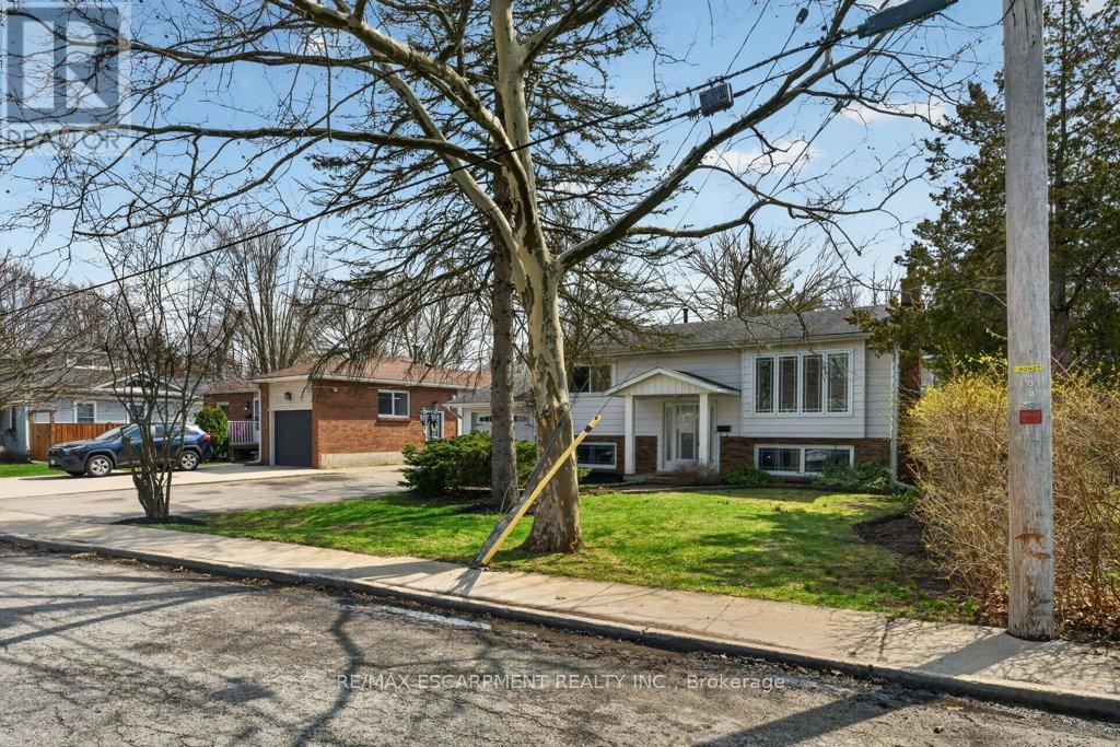 111 Mill Street, West Lincoln, Ontario  L0R 2A0 - Photo 3 - X12996248