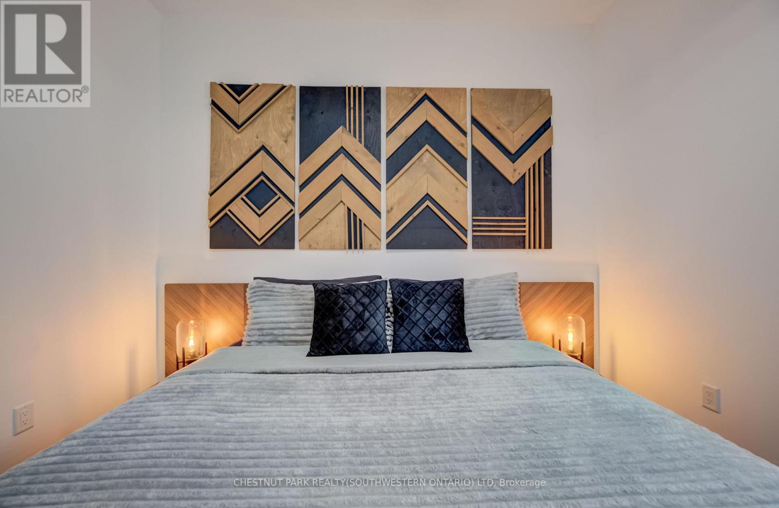 Unknown Address, ,    - Photo 21 - X12996270