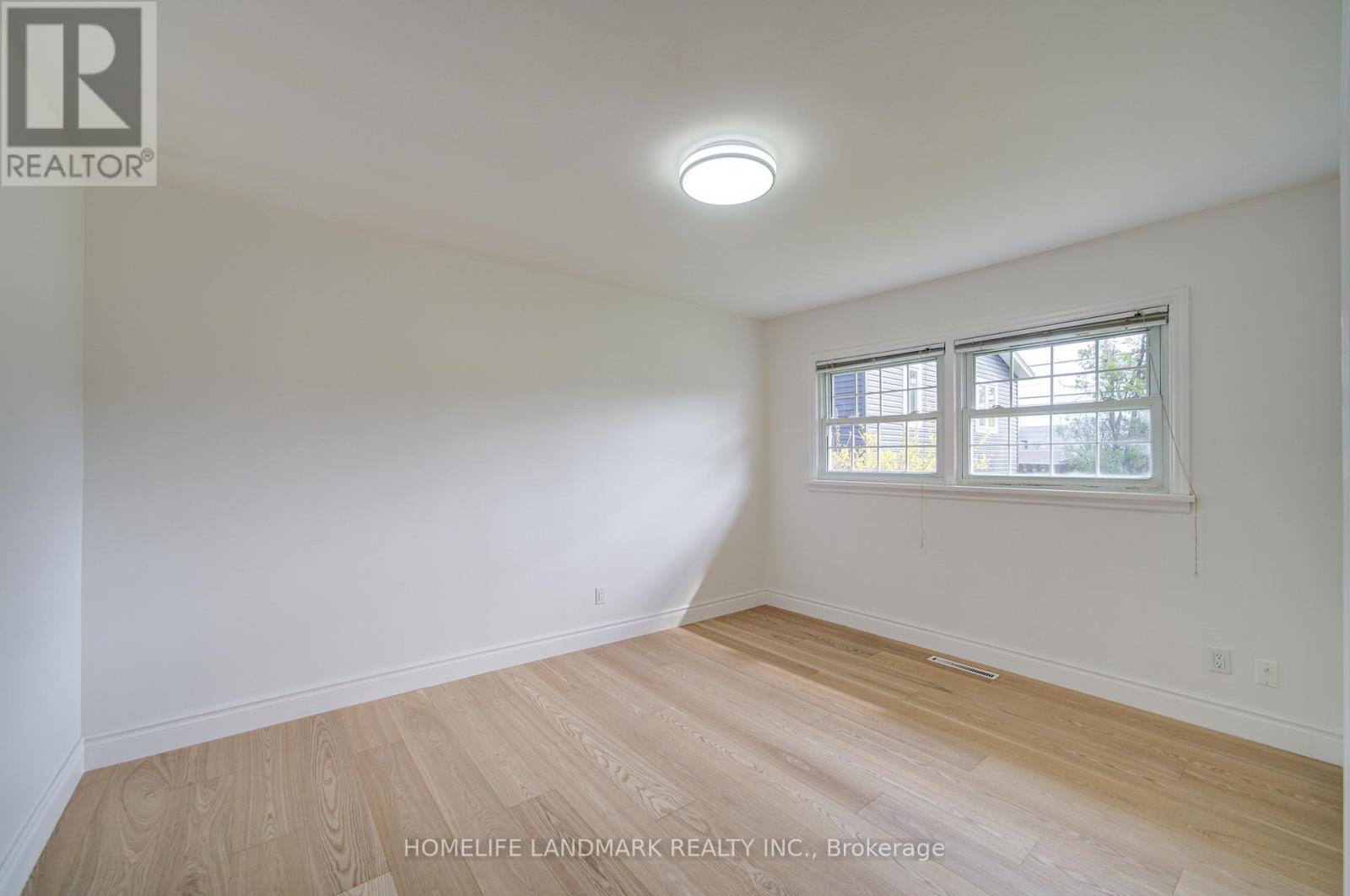 95 Jacobson Avenue, St. Catharines, Ontario  L2T 3A4 - Photo 10 - X12996276