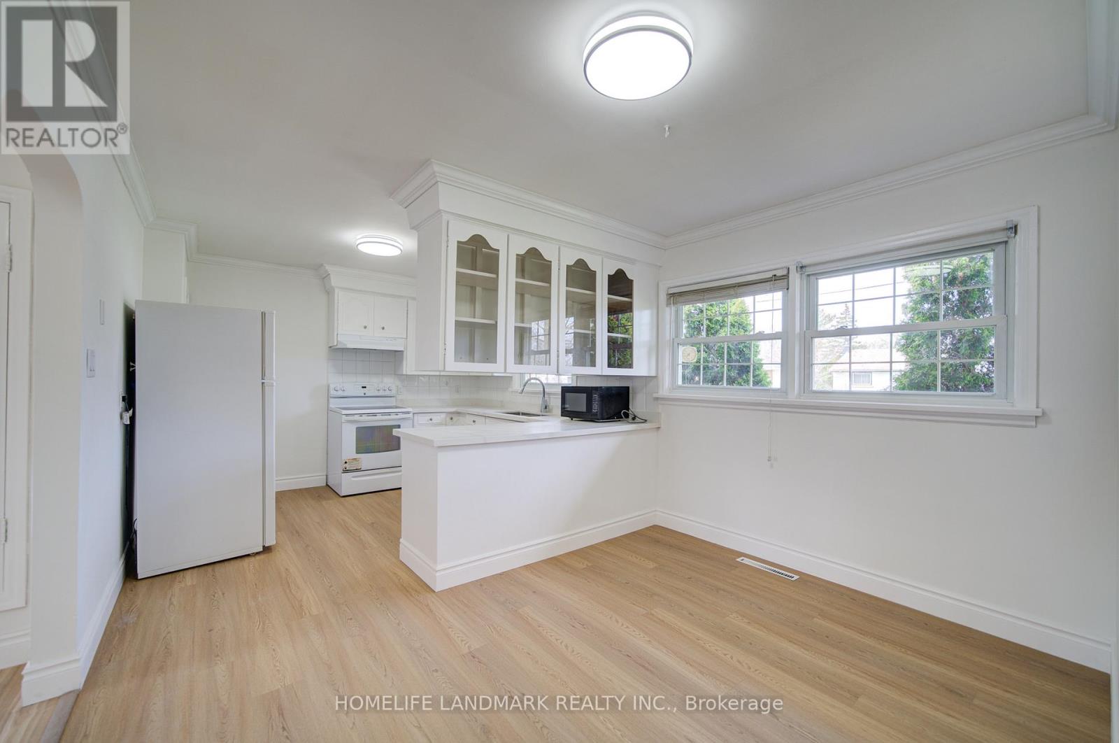 95 Jacobson Avenue, St. Catharines, Ontario  L2T 3A4 - Photo 23 - X12996276