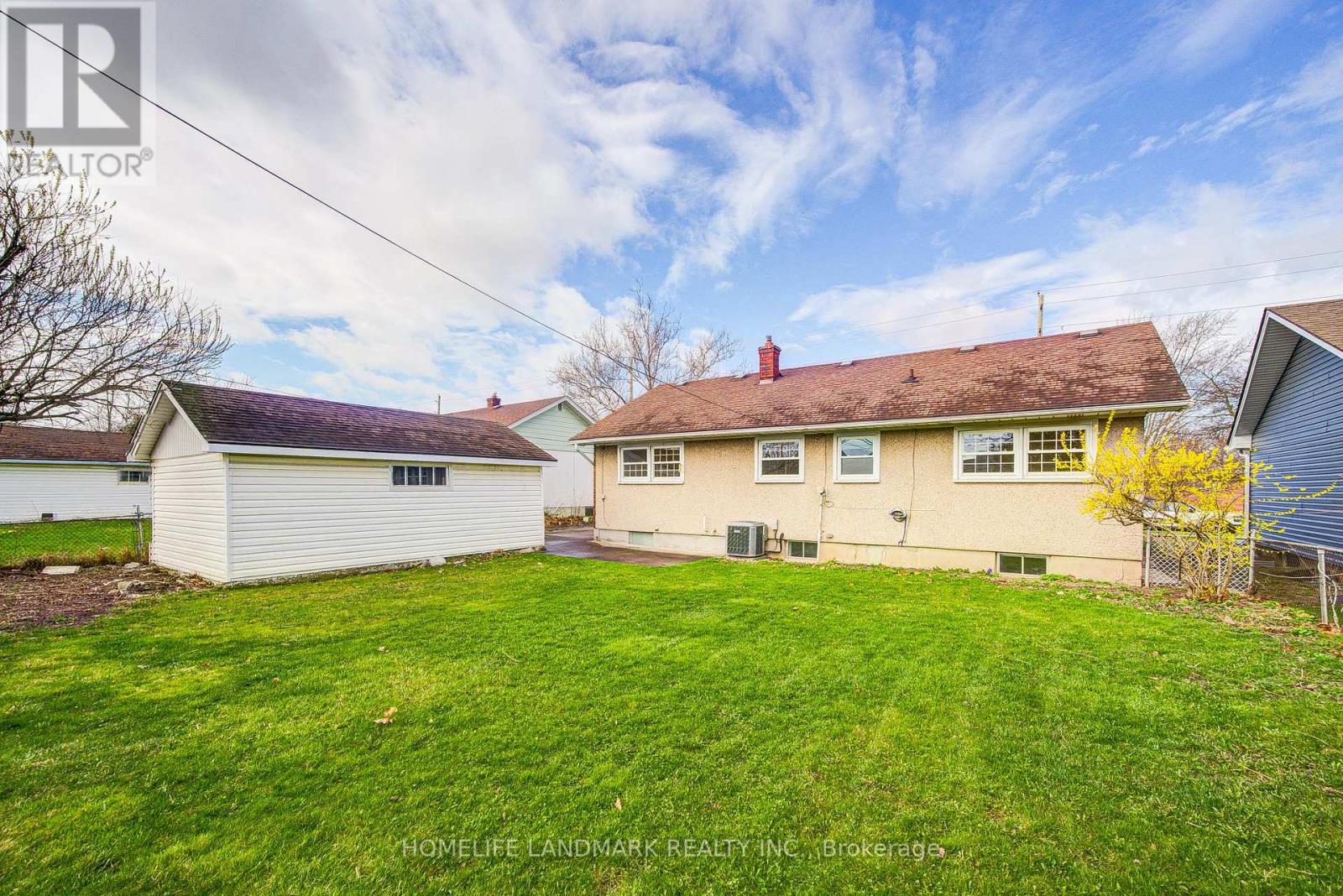 95 Jacobson Avenue, St. Catharines, Ontario  L2T 3A4 - Photo 46 - X12996276