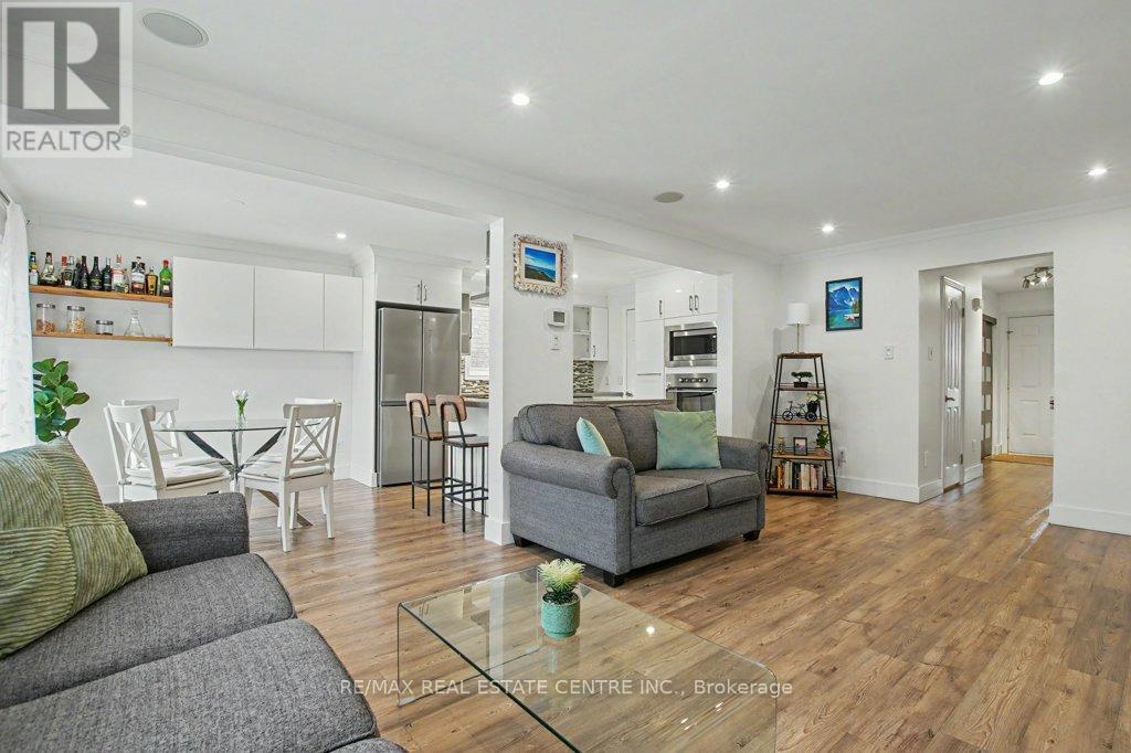 32 Marisa Street, Kitchener, Ontario  N2K 3V8 - Photo 10 - X12996302