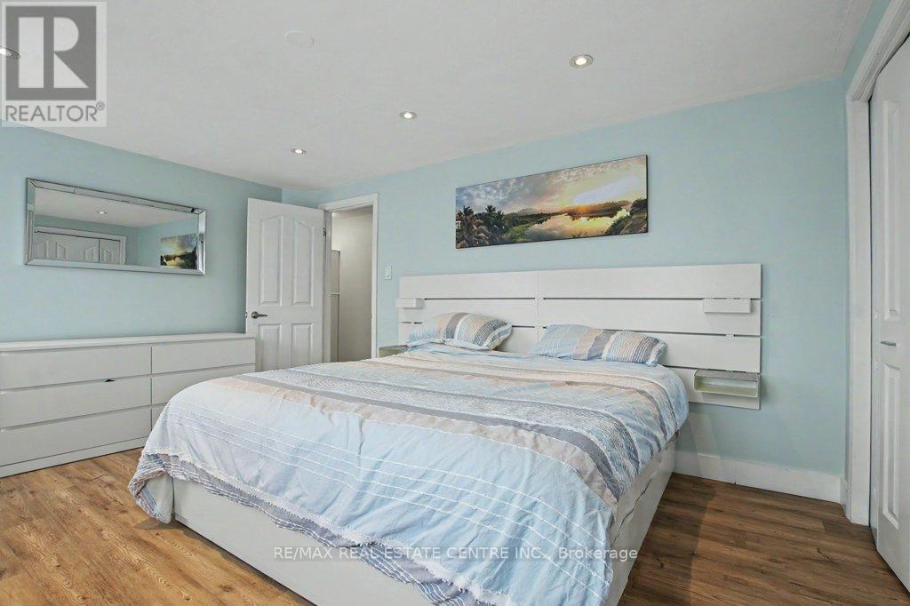 32 Marisa Street, Kitchener, Ontario  N2K 3V8 - Photo 22 - X12996302