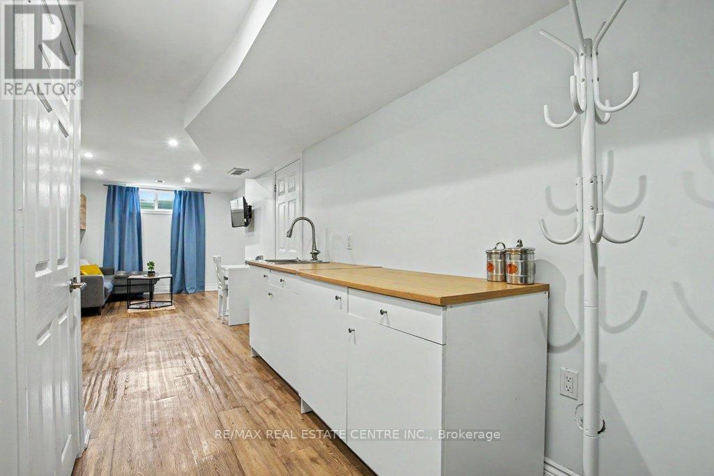 32 Marisa Street, Kitchener, Ontario  N2K 3V8 - Photo 27 - X12996302