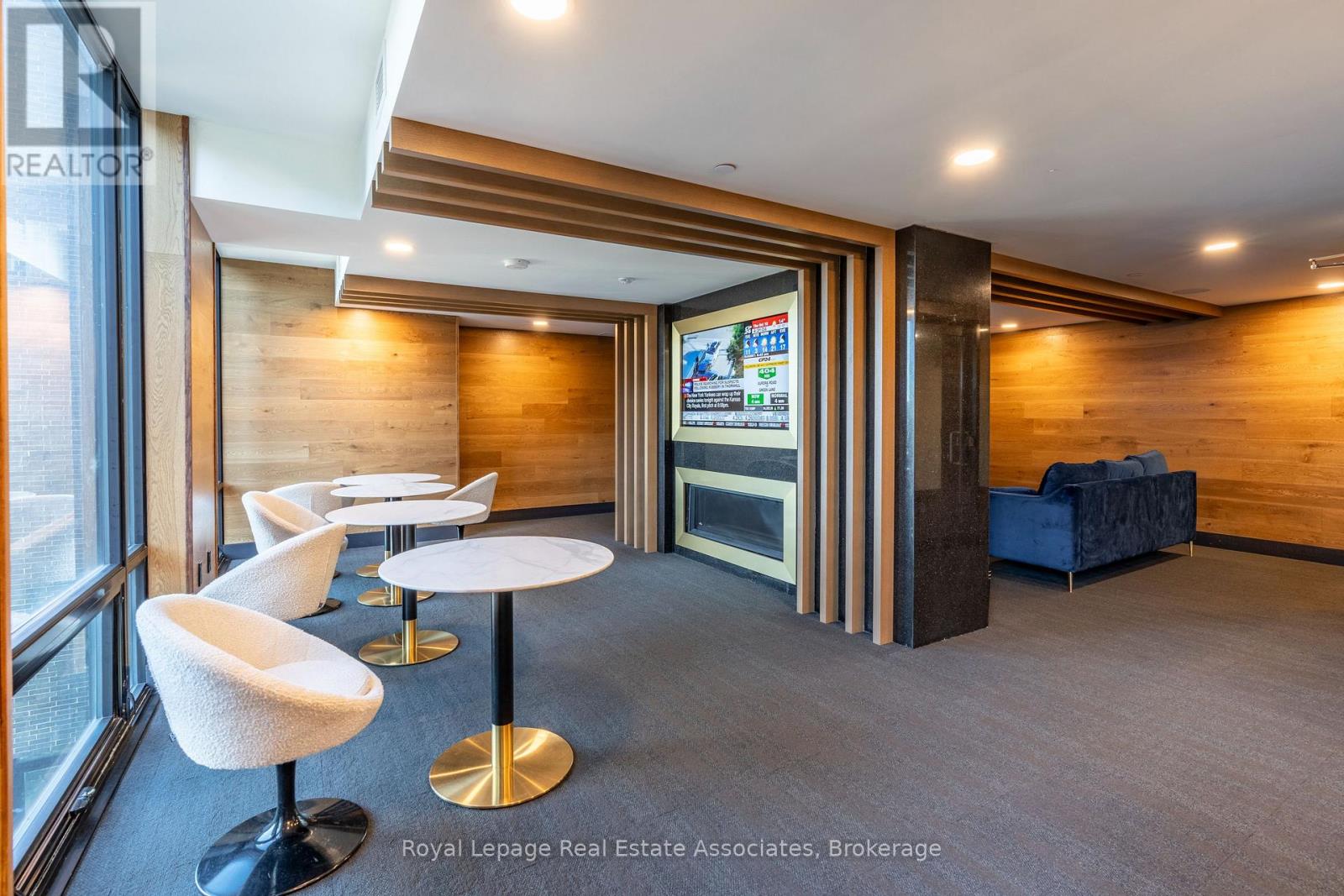 1412 - 145 Columbia Street W, Waterloo, Ontario  N2L 0K7 - Photo 3 - X12996308