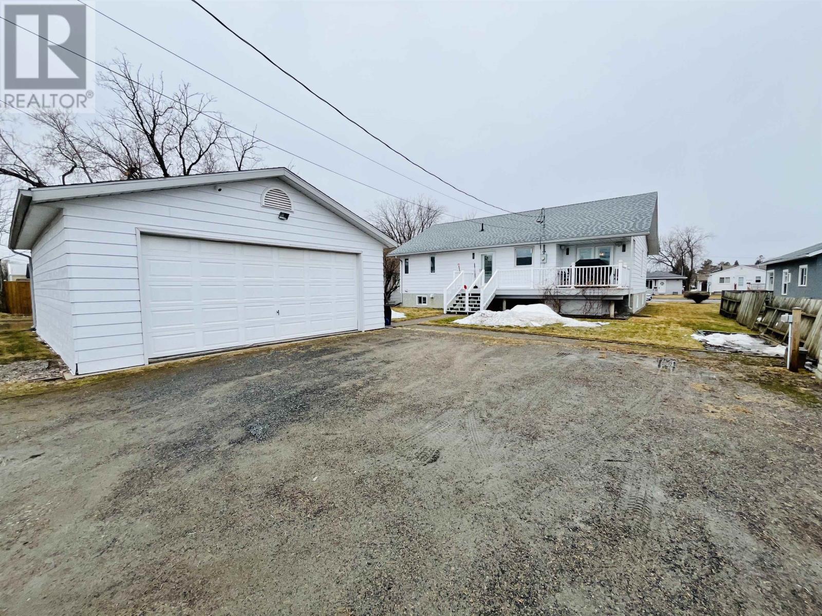 1125 Second St. E., Fort Frances, Ontario  P9A 1P3 - Photo 3 - TB2600697