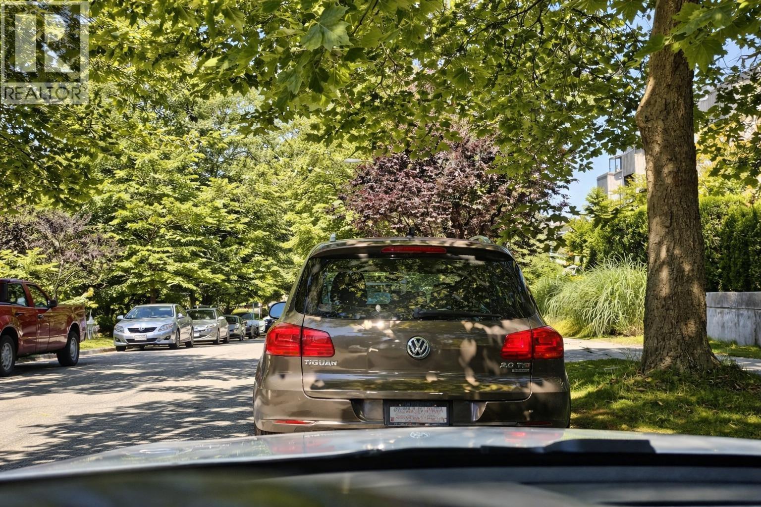 2719 Duke Street, Vancouver, British Columbia  V5R 4S8 - Photo 2 - R3110889