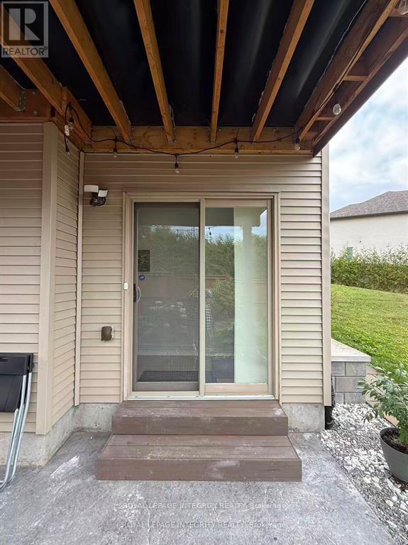 Basement - 926 Fletcher Circle, Ottawa, Ontario K2T 0B7 - Photo 8 - X12996366