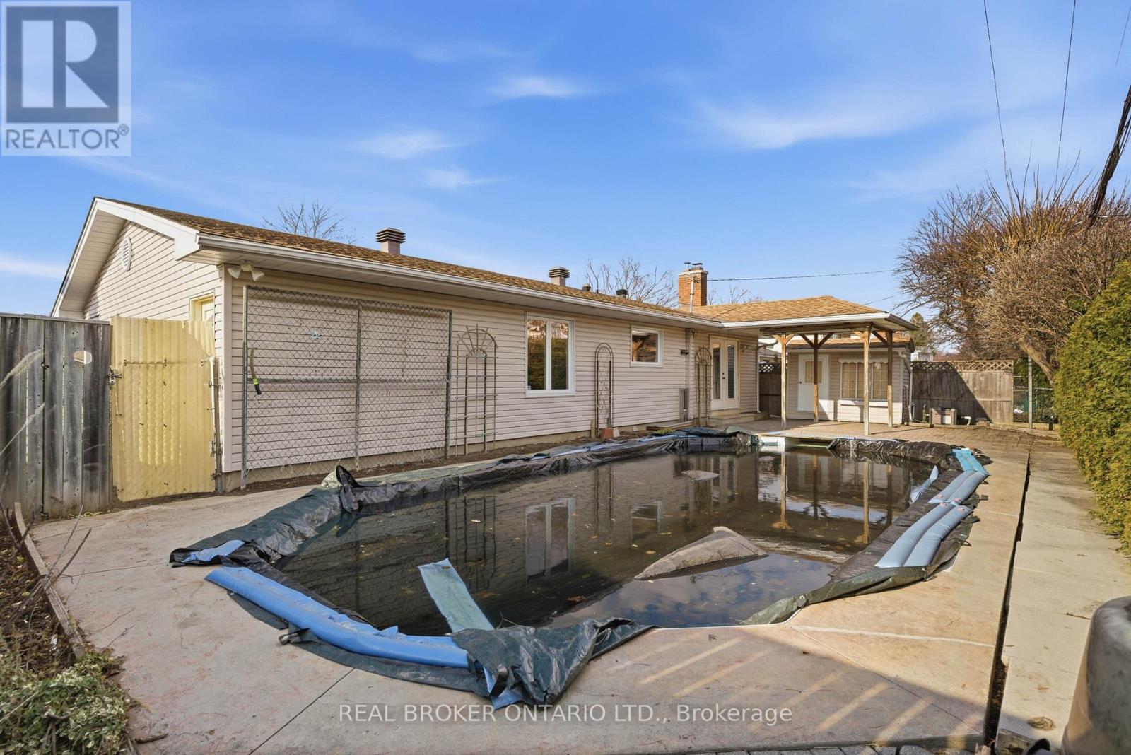 1294 Fernwood Drive, Ottawa, Ontario K1V 7J9 - Photo 31 - X12996380